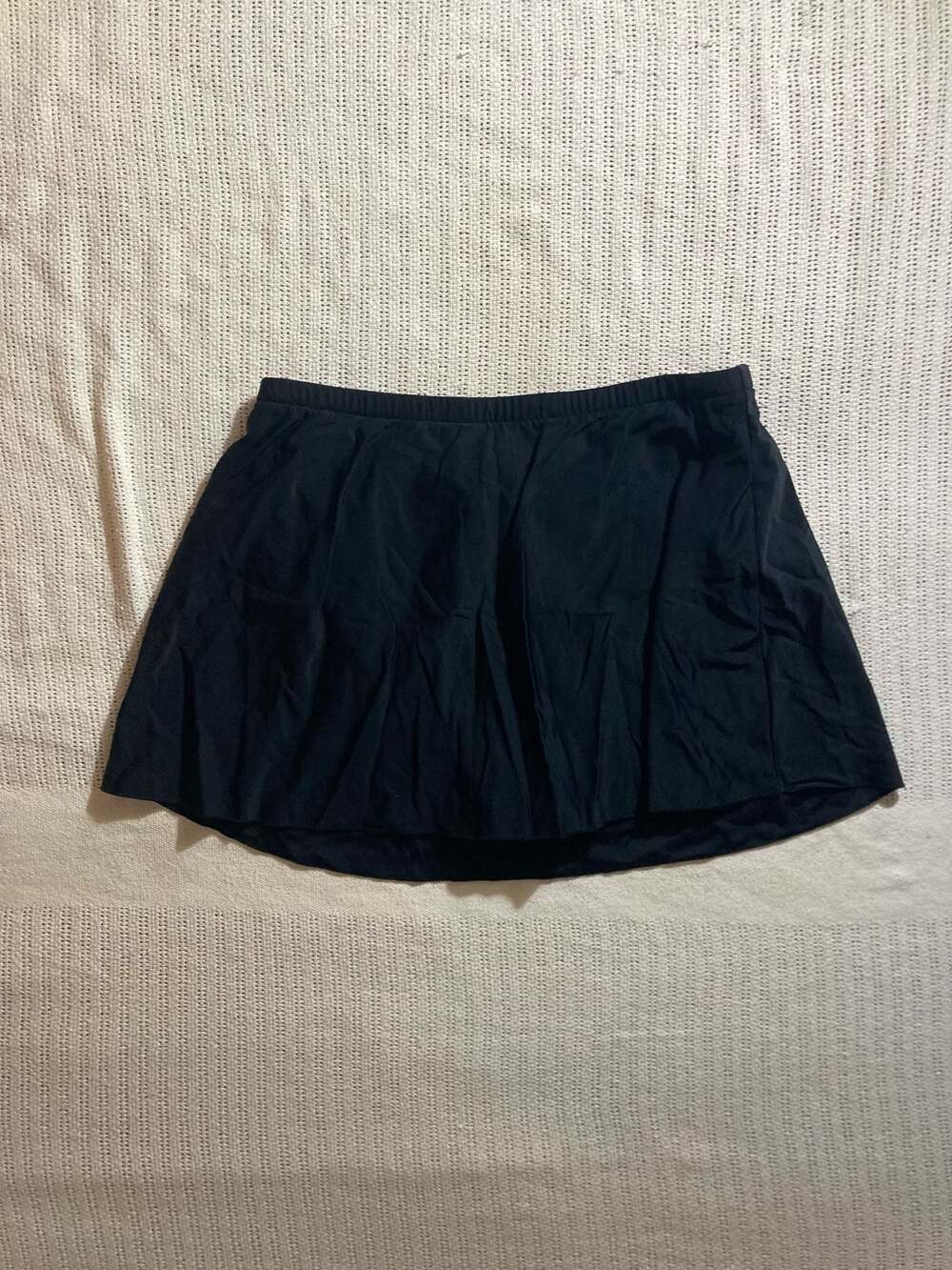 High-Waisted SleekTech Bubble Skort